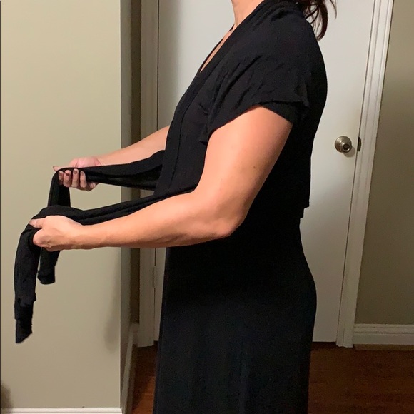 Cute top - Picture 2 of 4